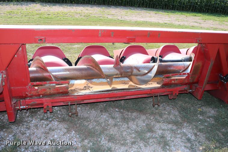 image for item DB9269 2002 Case IH 2208 corn head
