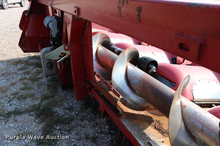 image for item DB9269 2002 Case IH 2208 corn head
