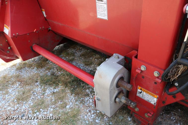 image for item DB9269 2002 Case IH 2208 corn head