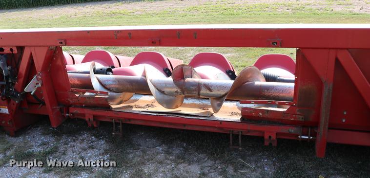 image for item DB9269 2002 Case IH 2208 corn head