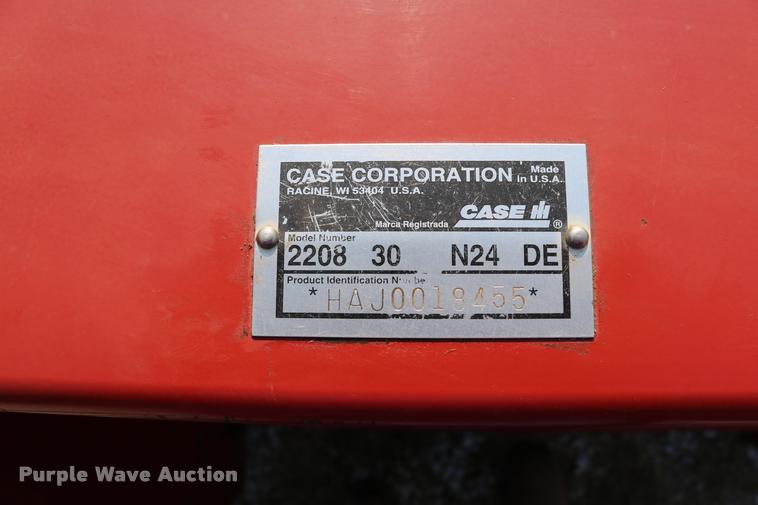 image for item DB9269 2002 Case IH 2208 corn head