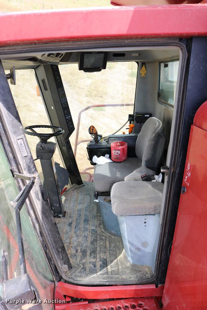 image for item DB9275 1999 Case IH 2388 combine