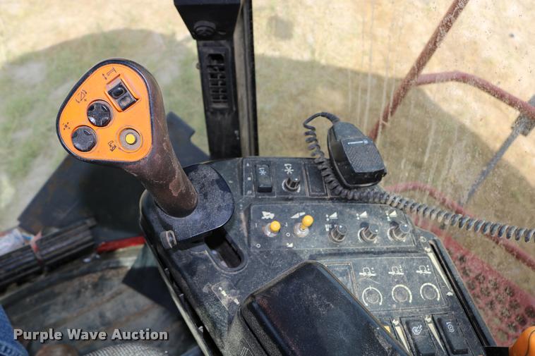 image for item DB9275 1999 Case IH 2388 combine