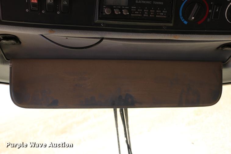 image for item DB9275 1999 Case IH 2388 combine