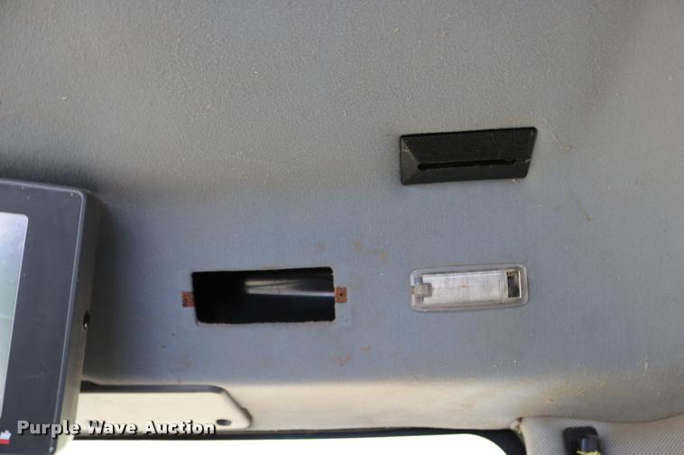 image for item DB9275 1999 Case IH 2388 combine