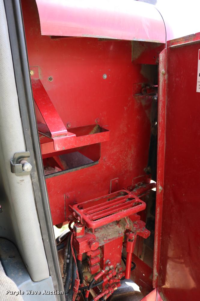 image for item DB9275 1999 Case IH 2388 combine