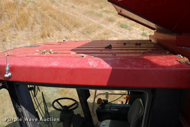 image for item DB9275 1999 Case IH 2388 combine