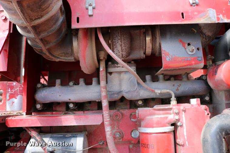 image for item DB9275 1999 Case IH 2388 combine