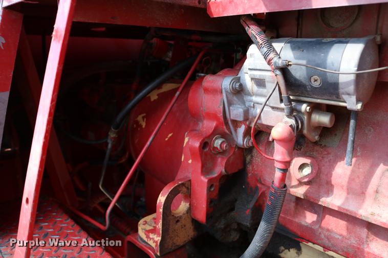 image for item DB9275 1999 Case IH 2388 combine