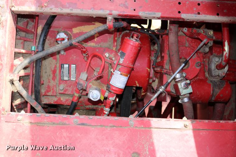 image for item DB9275 1999 Case IH 2388 combine