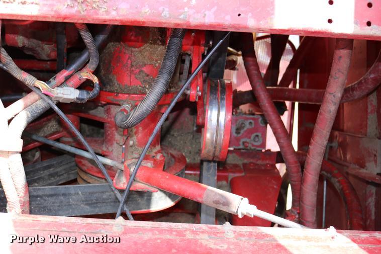 image for item DB9275 1999 Case IH 2388 combine