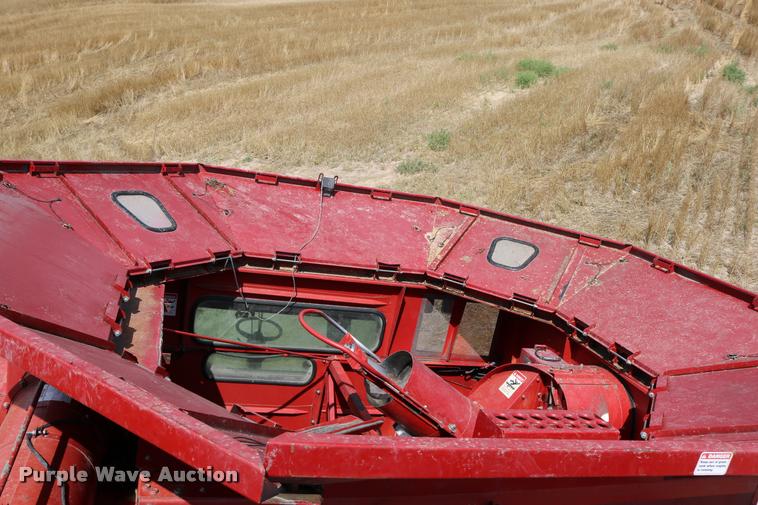 image for item DB9275 1999 Case IH 2388 combine