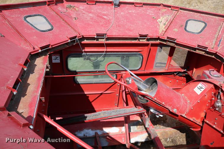 image for item DB9275 1999 Case IH 2388 combine