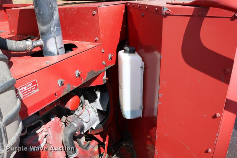 image for item DB9275 1999 Case IH 2388 combine