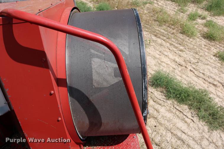 image for item DB9275 1999 Case IH 2388 combine