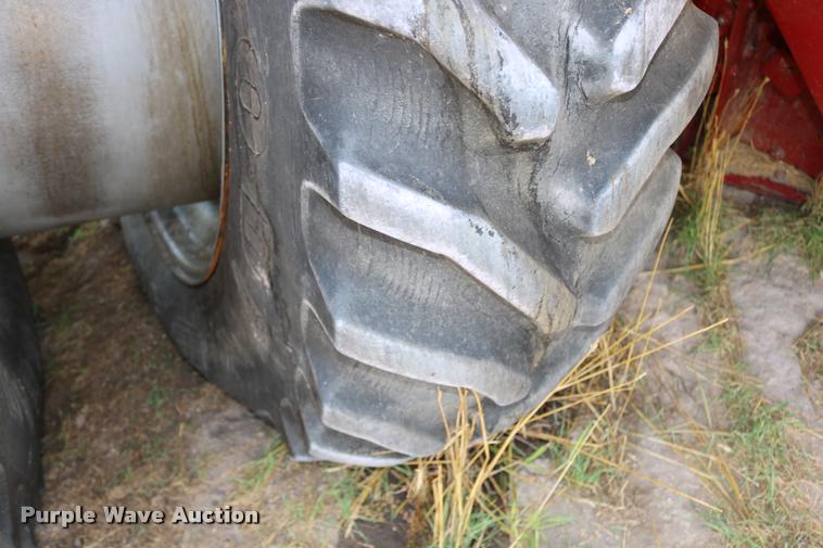 image for item DB9275 1999 Case IH 2388 combine