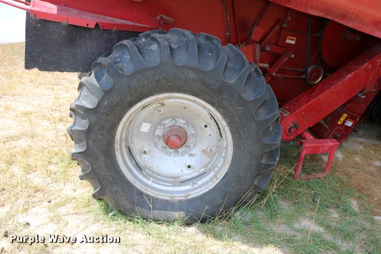 image for item DB9275 1999 Case IH 2388 combine