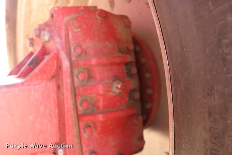 image for item DB9275 1999 Case IH 2388 combine