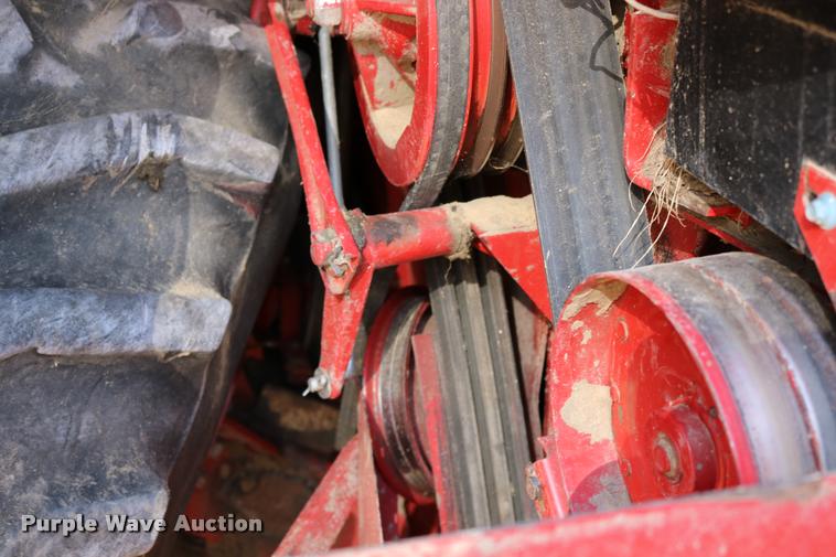 image for item DB9275 1999 Case IH 2388 combine