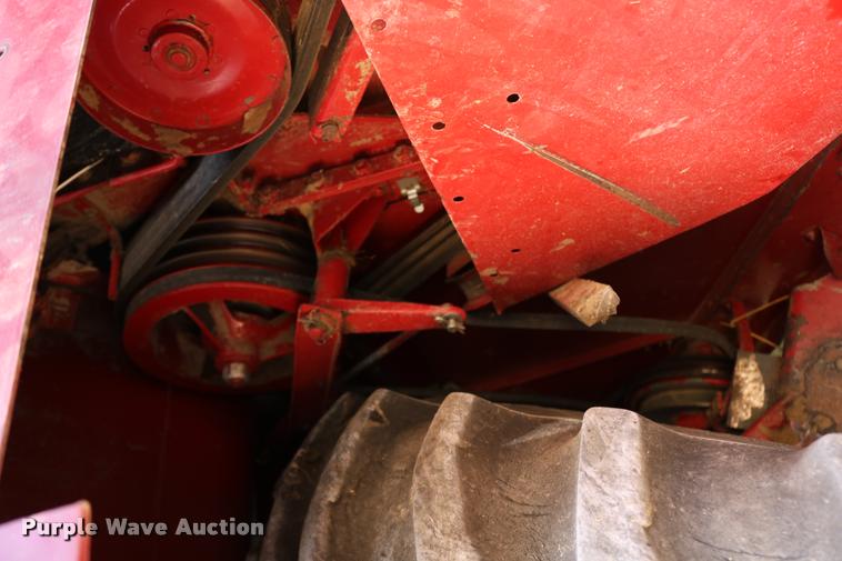 image for item DB9275 1999 Case IH 2388 combine