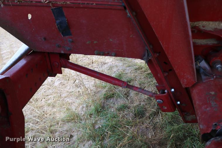 image for item DB9275 1999 Case IH 2388 combine