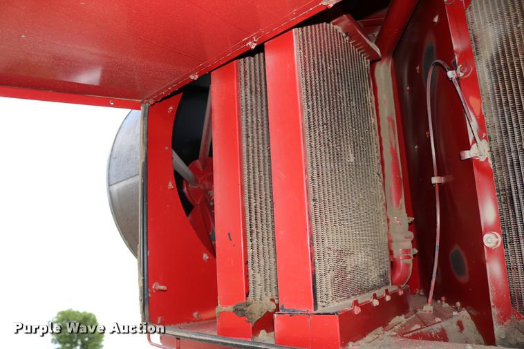 image for item DB9275 1999 Case IH 2388 combine