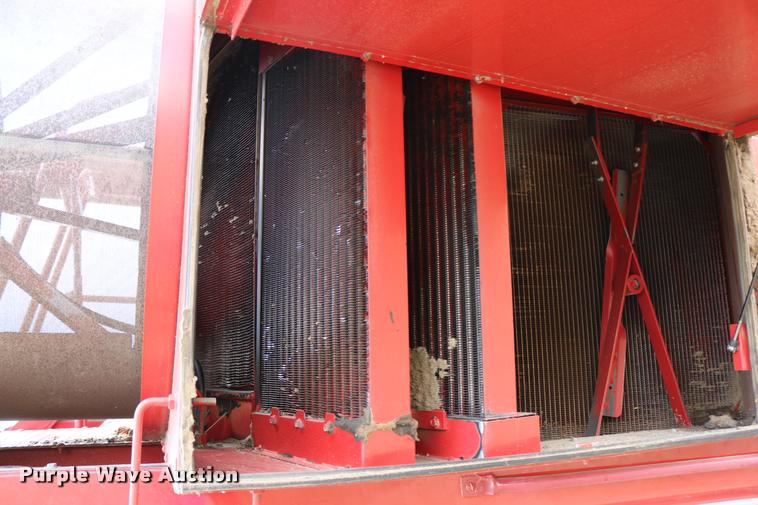 image for item DB9275 1999 Case IH 2388 combine