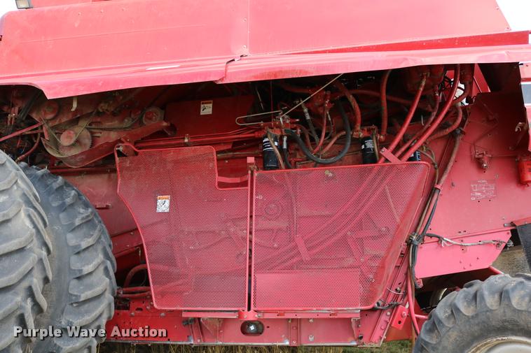 image for item DB9275 1999 Case IH 2388 combine