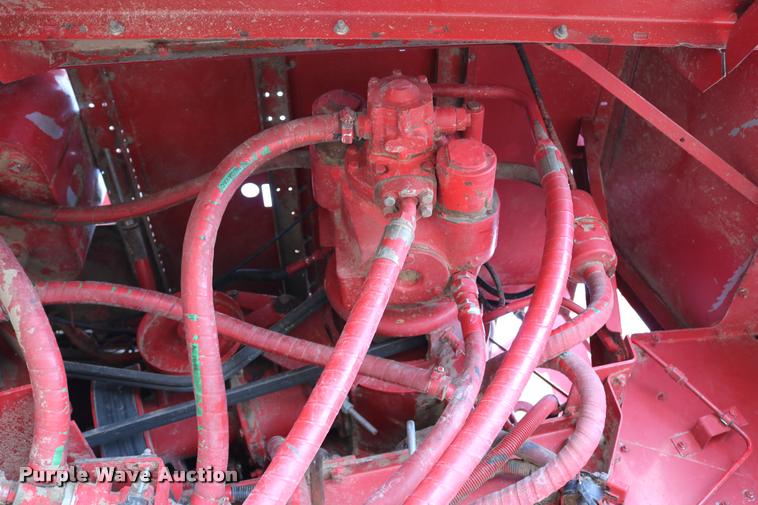 image for item DB9275 1999 Case IH 2388 combine