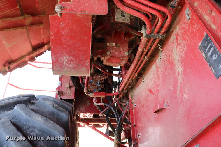 image for item DB9275 1999 Case IH 2388 combine