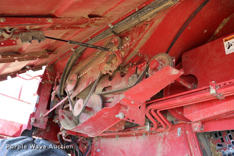 image for item DB9275 1999 Case IH 2388 combine
