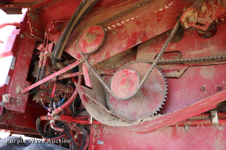 image for item DB9275 1999 Case IH 2388 combine