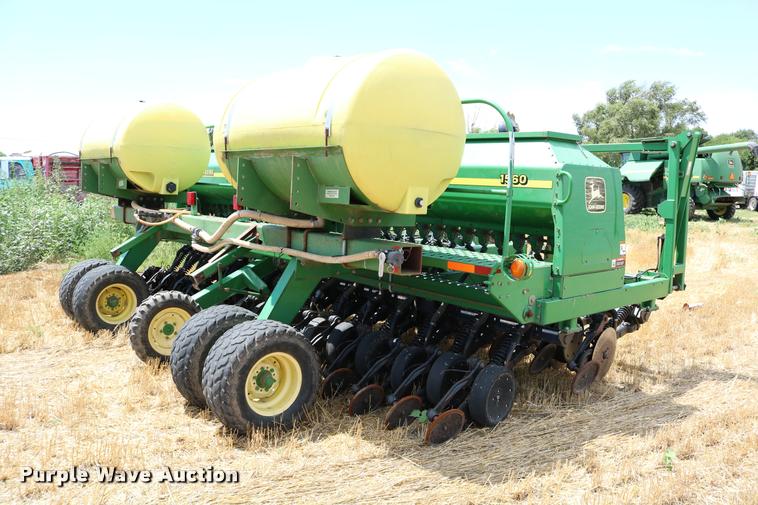 image for item DB9283 2001 John Deere 1560 no-till split row grain drill