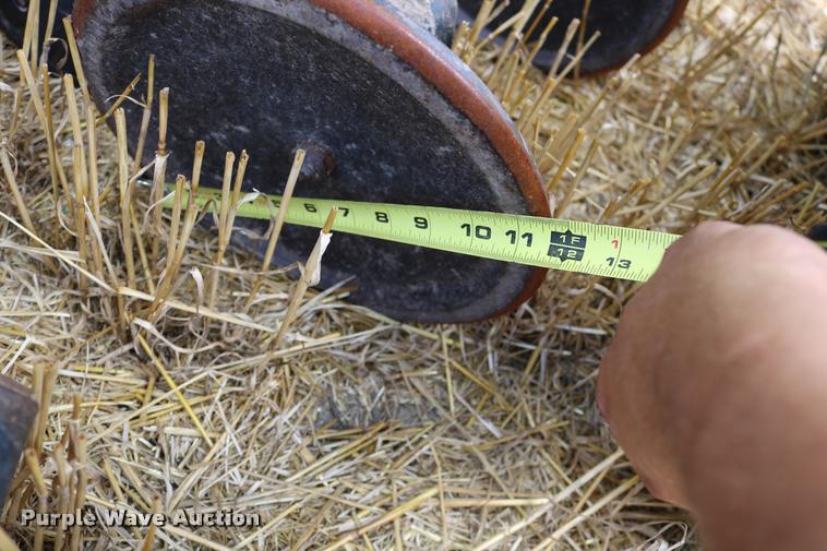 image for item DB9283 2001 John Deere 1560 no-till split row grain drill