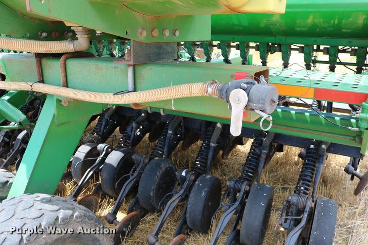 image for item DB9283 2001 John Deere 1560 no-till split row grain drill