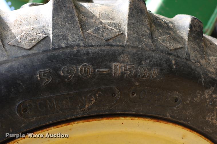 image for item DB9283 2001 John Deere 1560 no-till split row grain drill