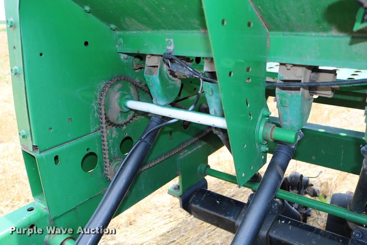 image for item DB9283 2001 John Deere 1560 no-till split row grain drill