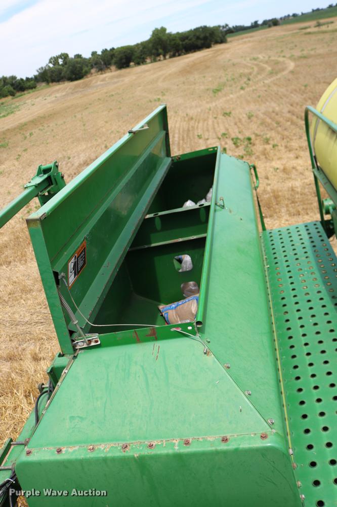 image for item DB9283 2001 John Deere 1560 no-till split row grain drill
