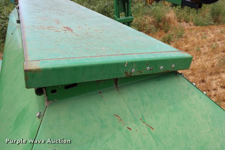 image for item DB9283 2001 John Deere 1560 no-till split row grain drill