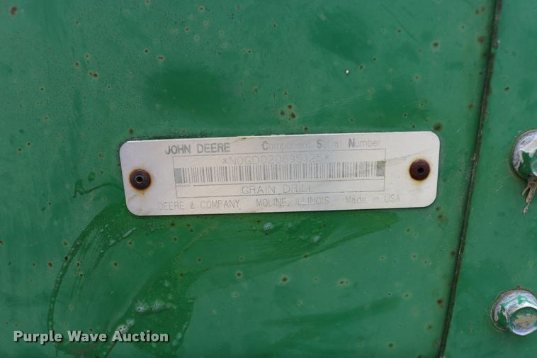 image for item DB9283 2001 John Deere 1560 no-till split row grain drill