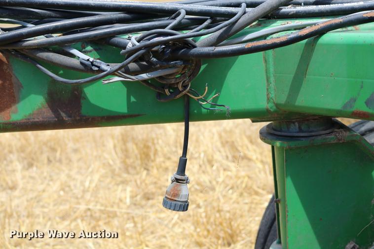 image for item DB9283 2001 John Deere 1560 no-till split row grain drill