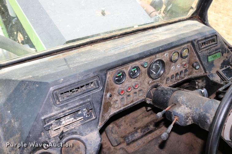 image for item DB9284 1980 Steiger Panther III PTA325 4WD tractor