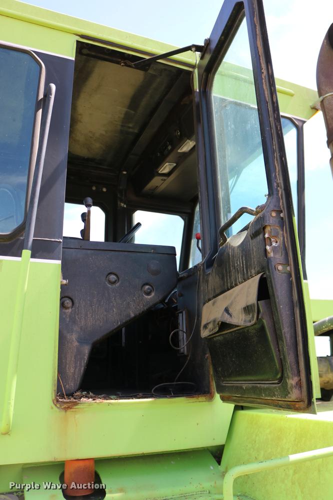 image for item DB9284 1980 Steiger Panther III PTA325 4WD tractor