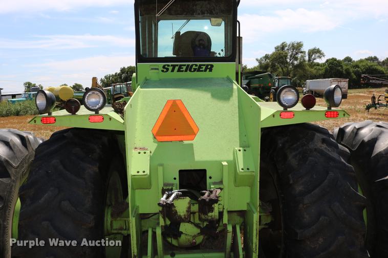 image for item DB9284 1980 Steiger Panther III PTA325 4WD tractor