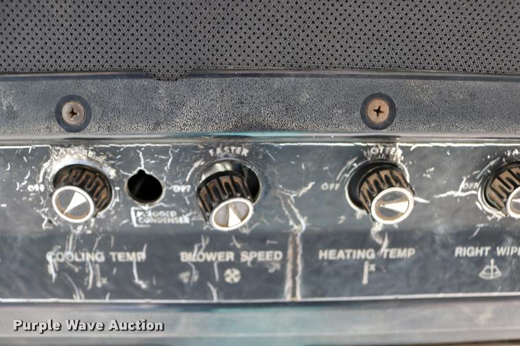 image for item DB9285 1973 John Deere 4430H tractor