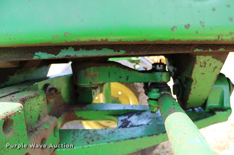 image for item DB9285 1973 John Deere 4430H tractor