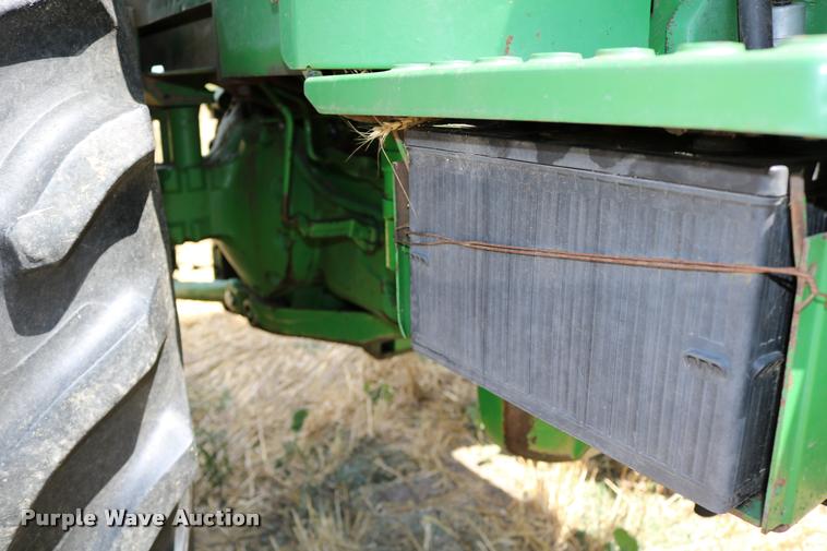 image for item DB9285 1973 John Deere 4430H tractor