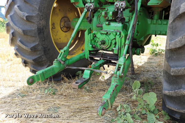 image for item DB9285 1973 John Deere 4430H tractor