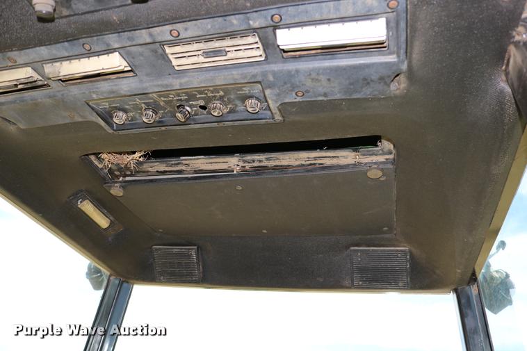 image for item DB9285 1973 John Deere 4430H tractor