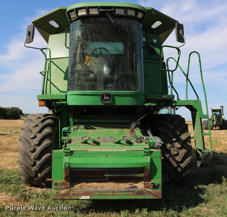 image for item DB9287 2000 John Deere 9650 STS combine